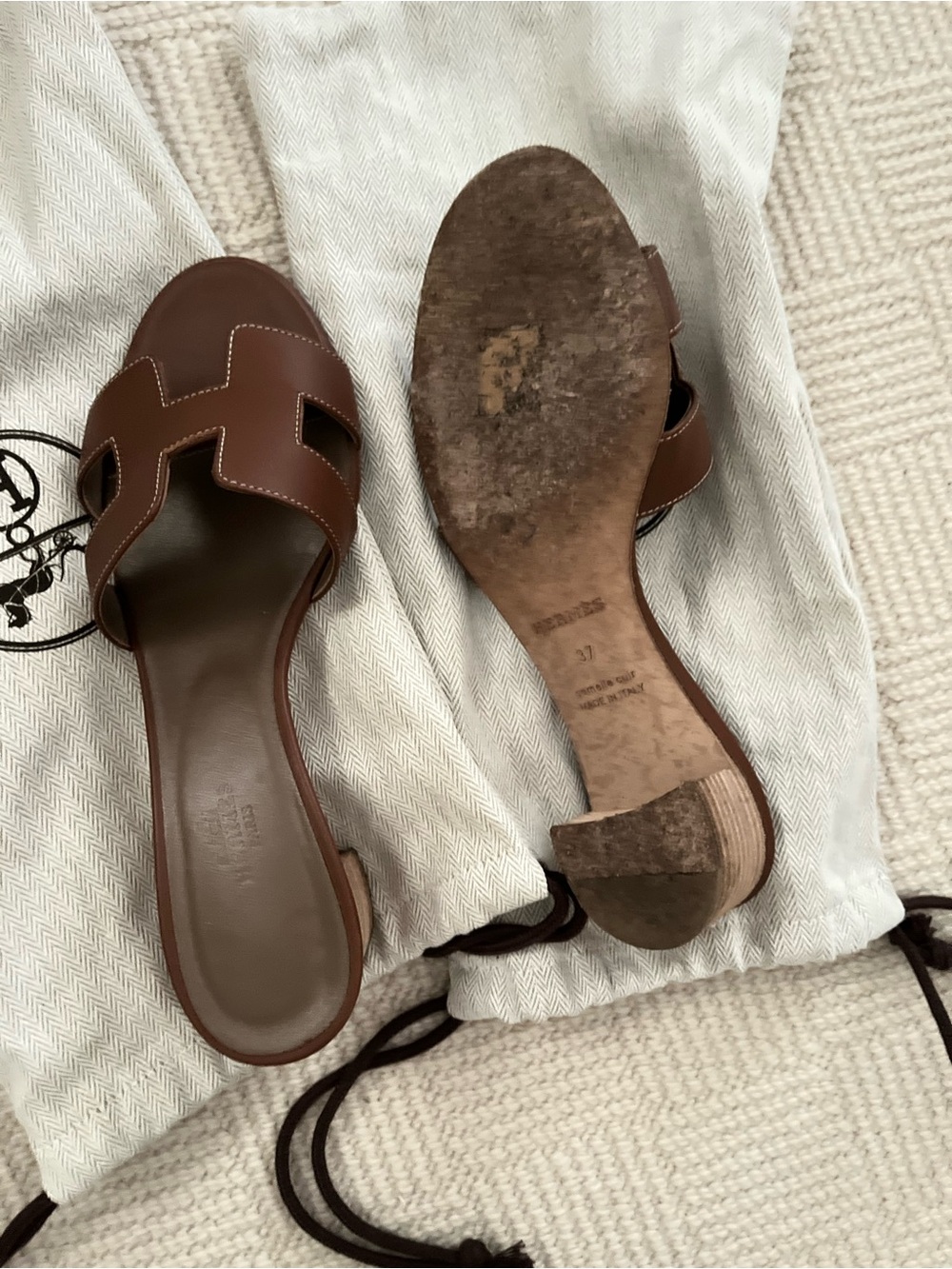 Hermes Oasis Sandal - Picture 4 of 4